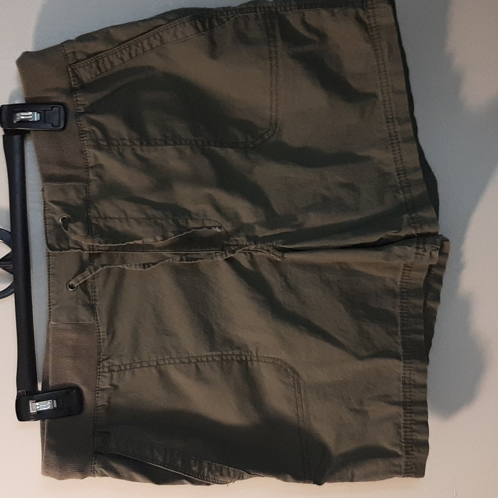 Khakis & Company khaki green shorts size 10